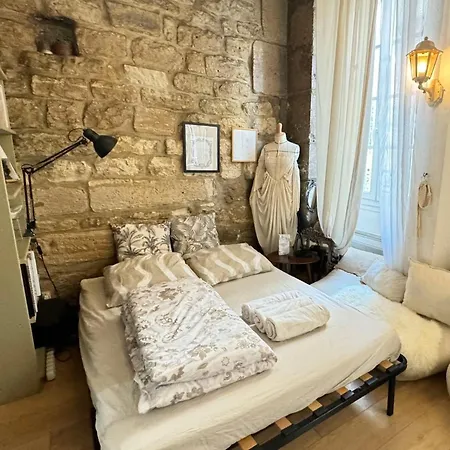 Art And Design Lover's Dream In شقة *